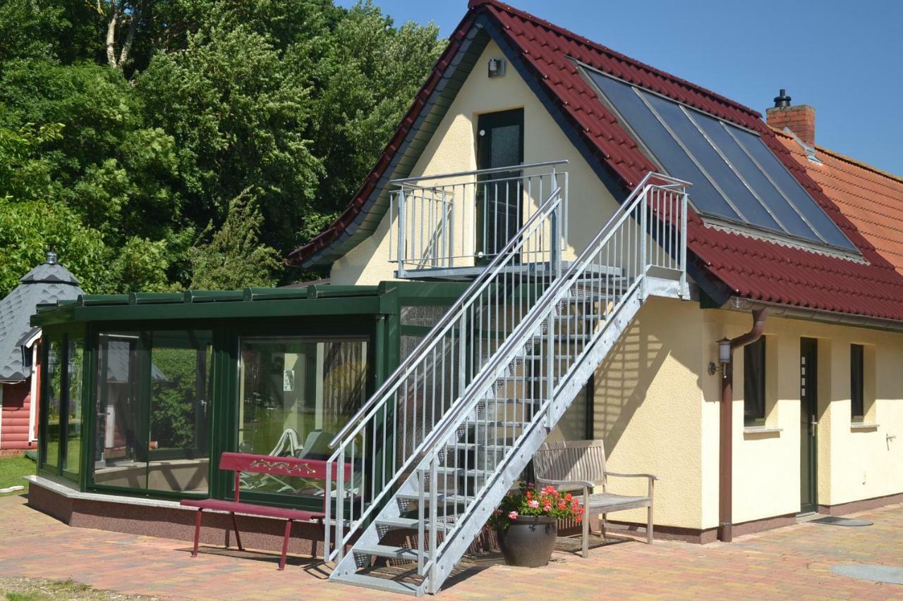 Radlerwohnung Bei Familie Saupe Schaprode Εξωτερικό φωτογραφία