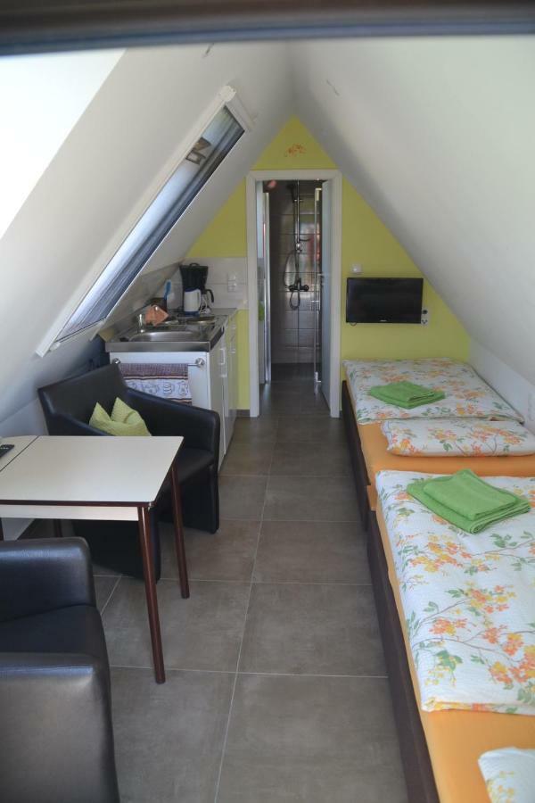 Radlerwohnung Bei Familie Saupe Schaprode Εξωτερικό φωτογραφία